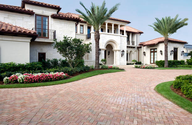 Best Driveway Paving Contractor  in Fox River Grove, IL